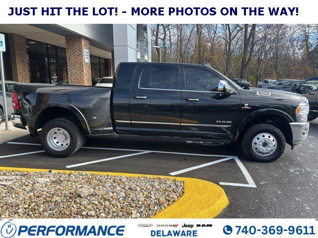 2019 RAM 3500 Limited Mega Cab 4x4 64 Box 2019 RAM 3500 Limited Mega Cab 4x4 64 Box