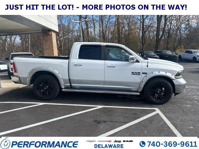 2018 RAM 1500 Laramie Crew Cab 4x4 57 Box 2018 RAM 1500 Laramie Crew Cab 4x4 57 Box