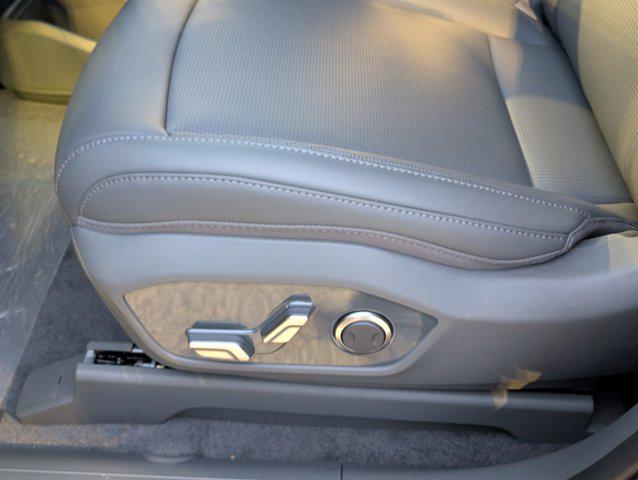 2026 Kia EV9 Light Long Range