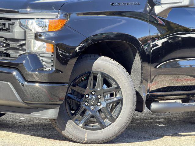 2026 Chevrolet Silverado 1500 2WD Crew Cab Short Bed Custom