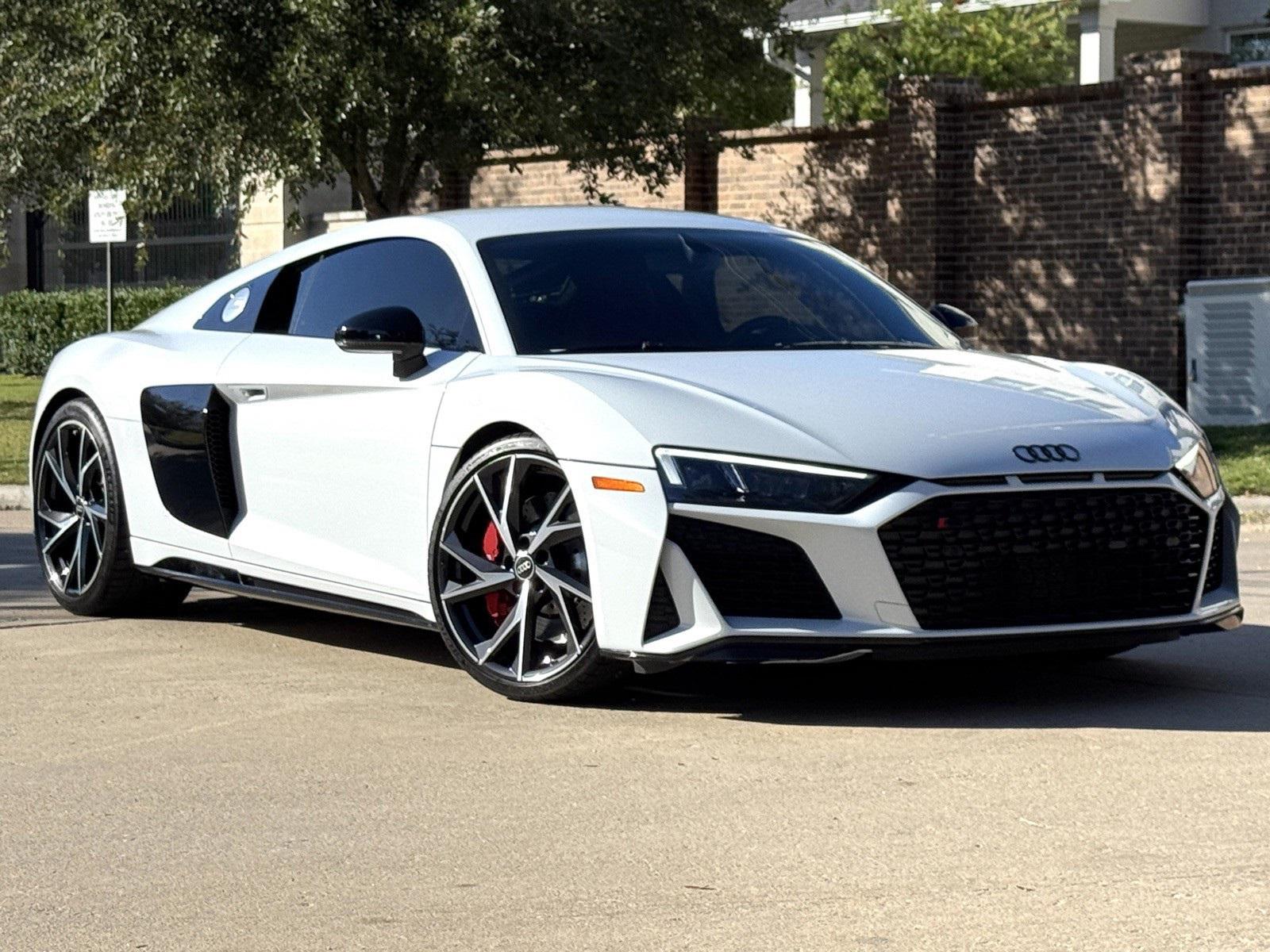 2022 Audi R8 Performance's photo