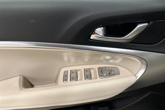 2026 Genesis G70 2.5T RWD