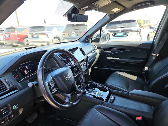2022 Honda Pilot AWD Black Edition