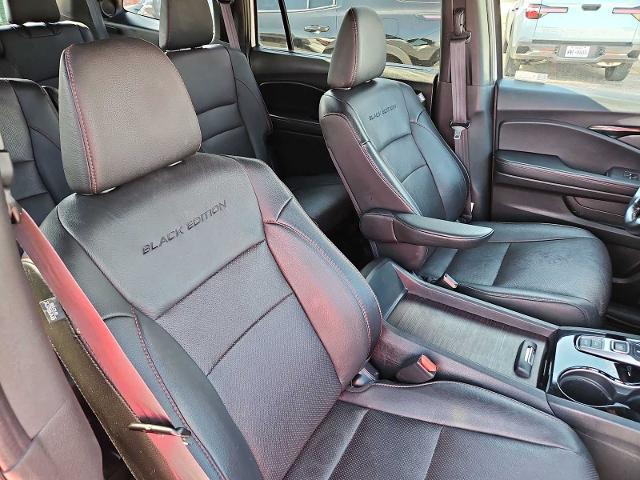 2022 Honda Pilot AWD Black Edition