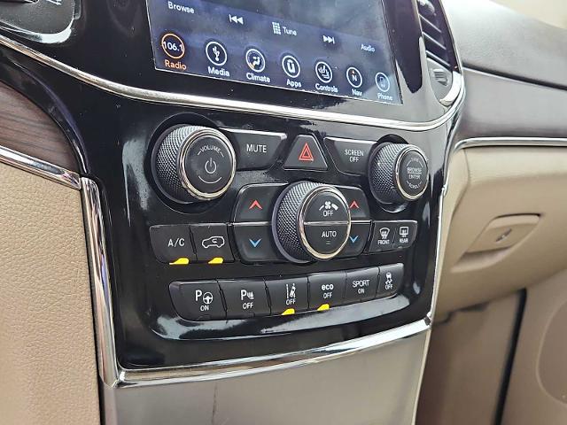 2019 Jeep Grand Cherokee Overland 4x4