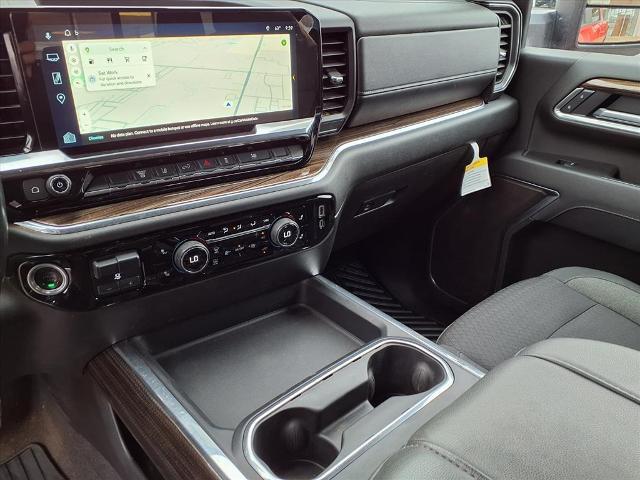 2025 Chevrolet Silverado 2500HD 4WD Crew Cab Standard Bed LT