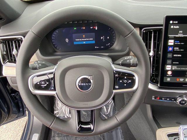 2026 Volvo XC90 Plus, B6 AWD Gas (mild hybrid), Gasoline, Bright, 7 Seats