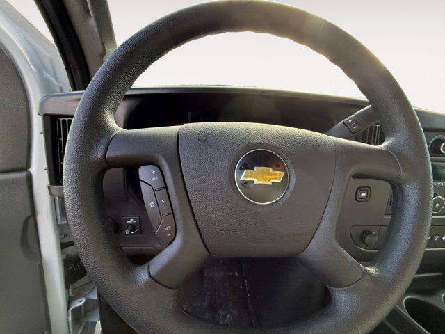 2025 Chevrolet Express Cutaway Work Van