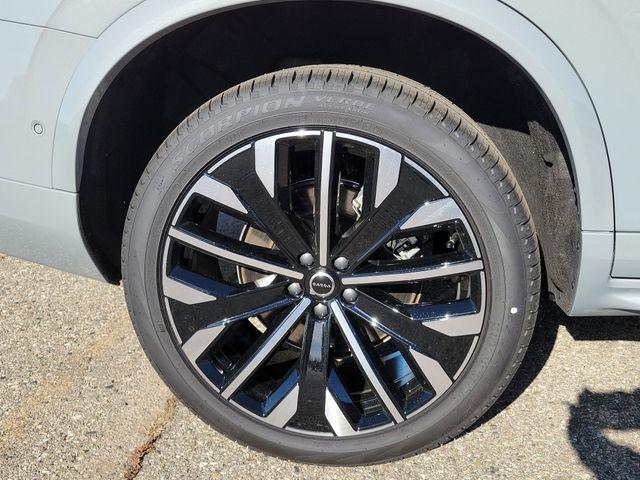 2026 Volvo XC90 B6 Ultra 7-Seater