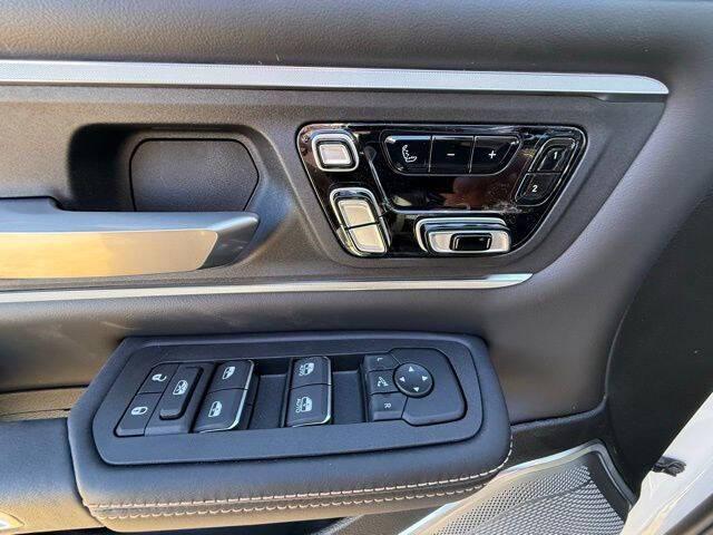 2026 Ram 1500 Tungsten Crew Cab 4x4 5'7" Box