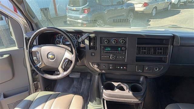 2017 Chevrolet Express LS
