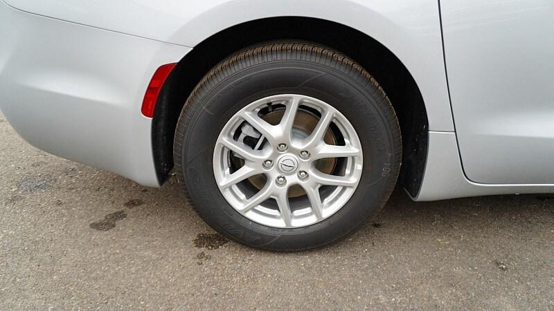 2026 Chrysler Voyager LX