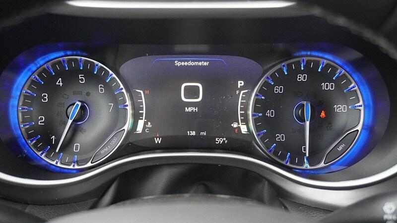 2026 Chrysler Voyager LX