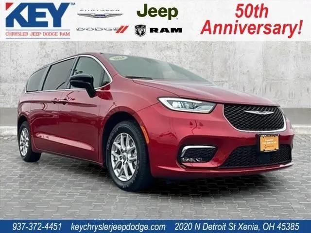 2024 Chrysler Pacifica Touring L for sale in Xenia, OH
