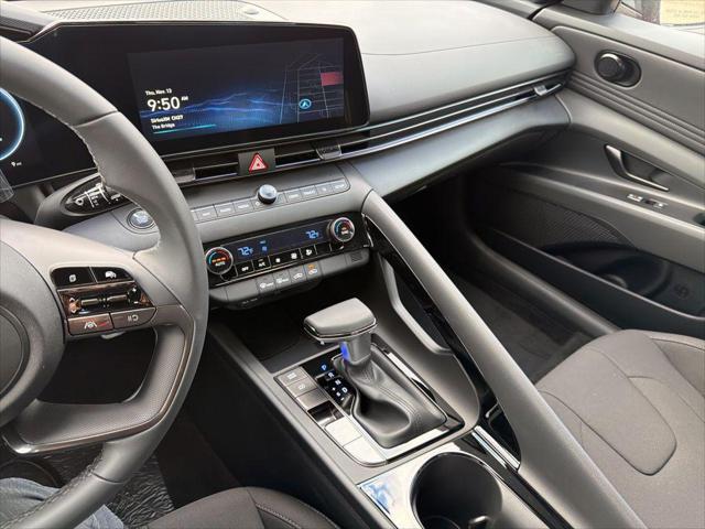 2026 Hyundai Elantra Hybrid SEL Sport