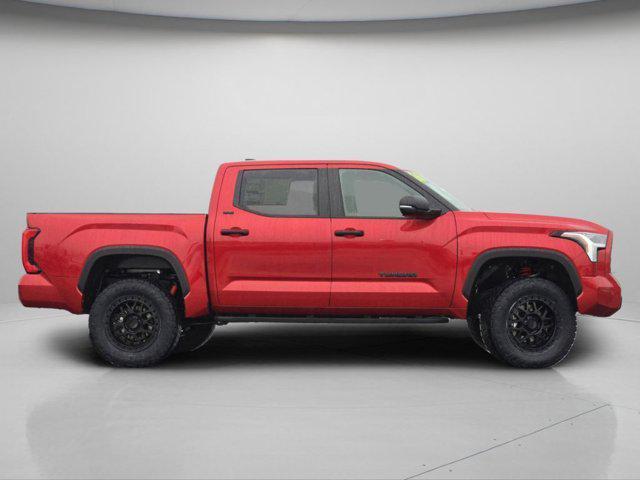 2026 Toyota Tundra SR5 CrewMax 5.5' Bed