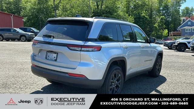 2026 Jeep Grand Cherokee Altitude 4x4
