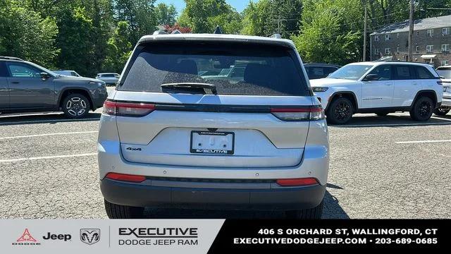2026 Jeep Grand Cherokee Altitude 4x4