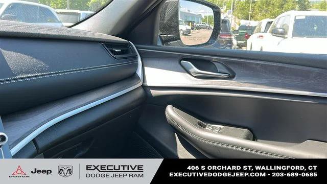 2026 Jeep Grand Cherokee Altitude 4x4