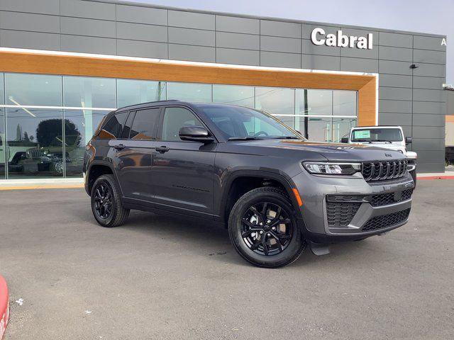 2026 Jeep Grand Cherokee Altitude 4x4