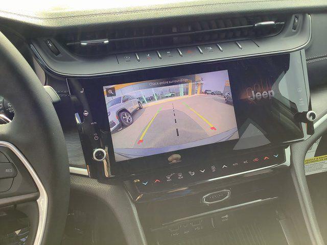 2026 Jeep Grand Cherokee Altitude 4x4