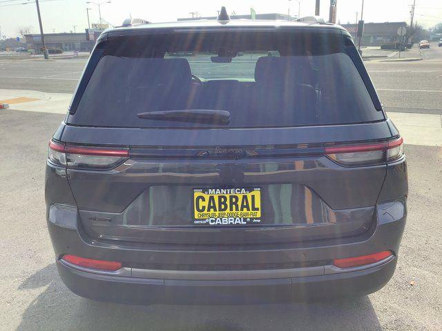 2026 Jeep Grand Cherokee Altitude 4x4