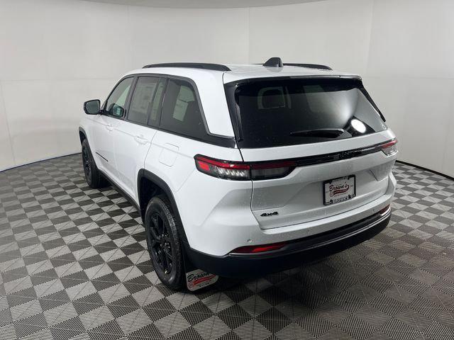 2026 Jeep Grand Cherokee GRAND CHEROKEE ALTITUDE 4X4