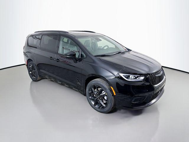 2026 Chrysler Pacifica PACIFICA LIMITED AWD