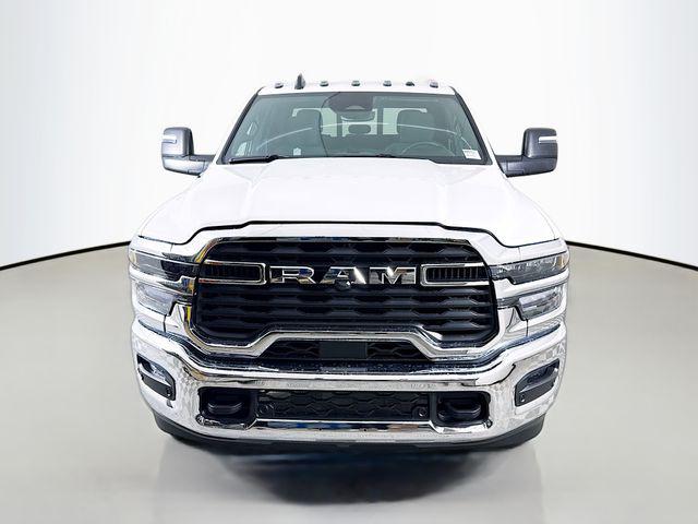 2026 RAM Ram 2500 RAM 2500 TRADESMAN CREW CAB 4X4 64 BOX