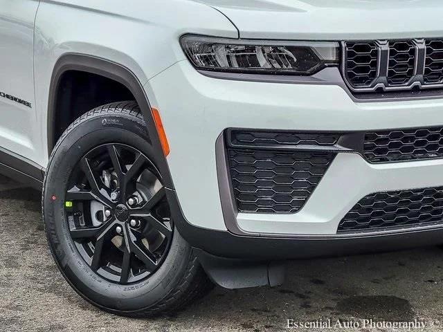 2026 Jeep Grand Cherokee Altitude 4x4