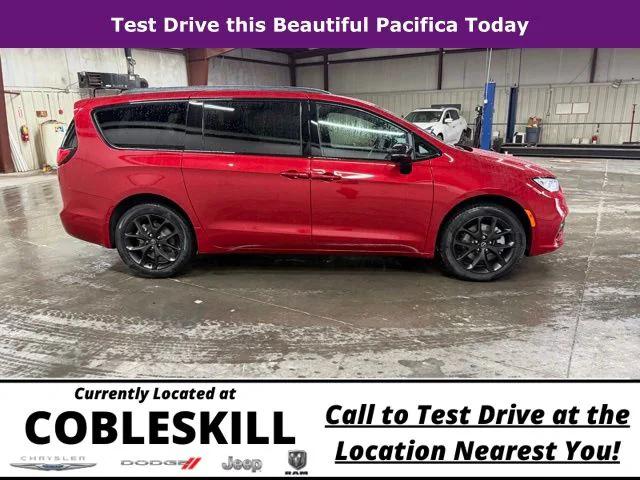 2026 Chrysler Pacifica PACIFICA SELECT AWD