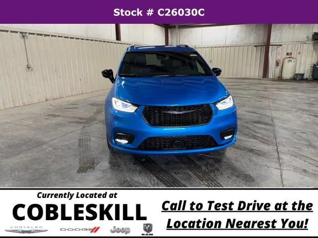 2026 Chrysler Pacifica PACIFICA SELECT AWD