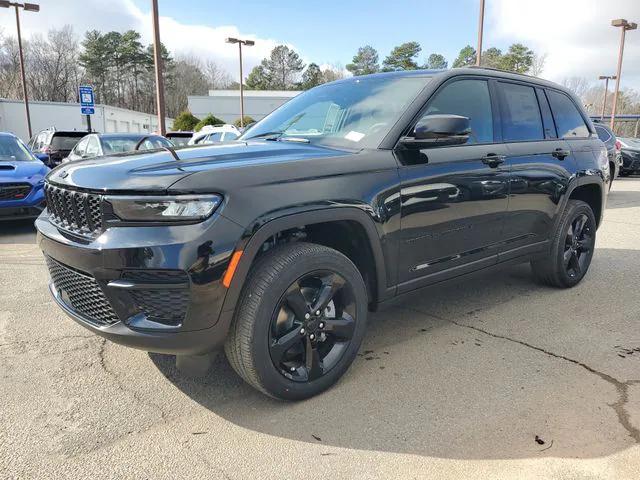 2025 Jeep Grand Cherokee GRAND CHEROKEE ALTITUDE 4X2