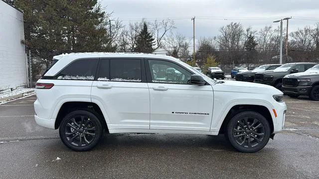 2026 Jeep Grand Cherokee Limited Reserve