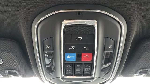 2026 Jeep Grand Cherokee Limited Reserve