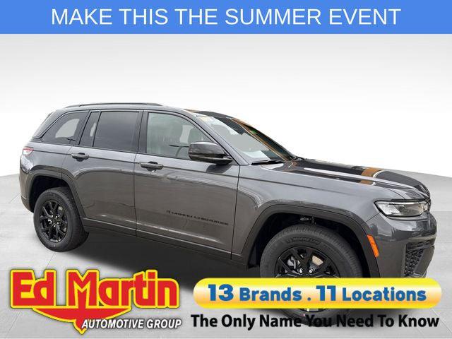 2026 Jeep Grand Cherokee GRAND CHEROKEE LAREDO ALTITUDE 4X4 2026 Jeep Grand Cherokee GRAND CHEROKEE LAREDO ALTITUDE 4X4