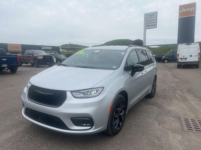 2026 Chrysler Pacifica PACIFICA SELECT AWD 2026 Chrysler Pacifica PACIFICA SELECT AWD