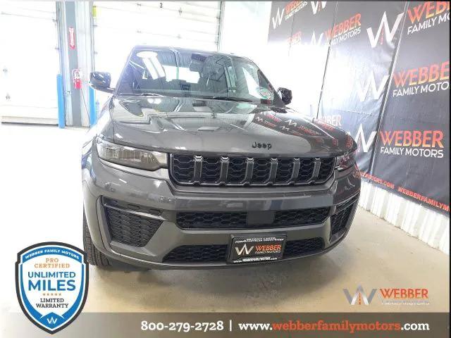 2026 Jeep Grand Cherokee GRAND CHEROKEE LAREDO ALTITUDE 4X4