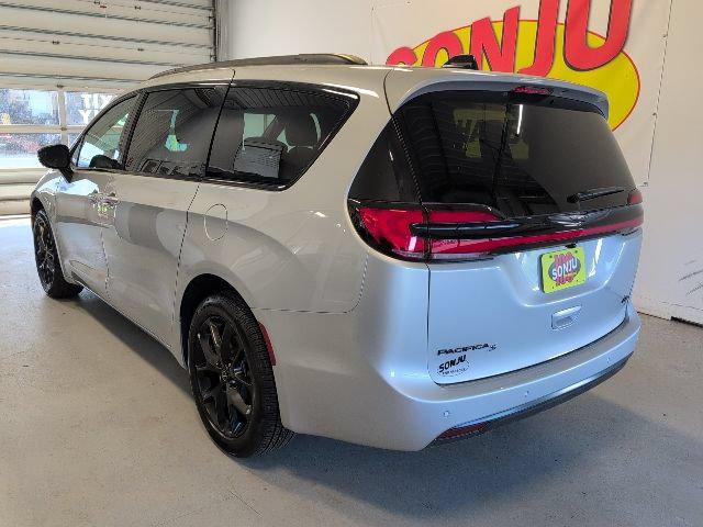 2026 Chrysler Pacifica PACIFICA SELECT AWD