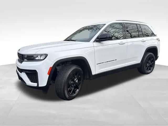 2026 Jeep Grand Cherokee GRAND CHEROKEE LAREDO ALTITUDE 4X4
