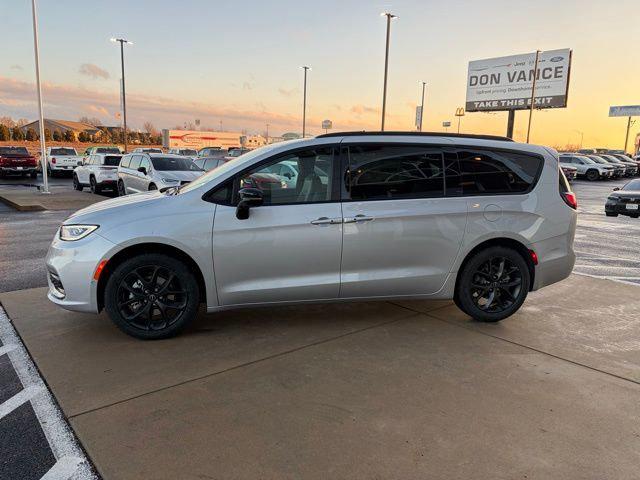 2026 Chrysler Pacifica PACIFICA SELECT 2026 Chrysler Pacifica PACIFICA SELECT