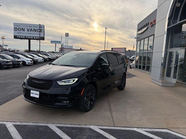 2026 Chrysler Pacifica PACIFICA SELECT AWD 2026 Chrysler Pacifica PACIFICA SELECT AWD