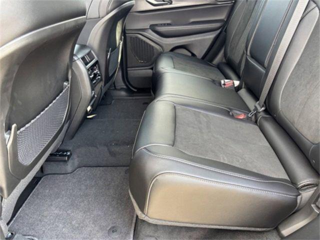 2025 Jeep Grand Cherokee Altitude X 4x2