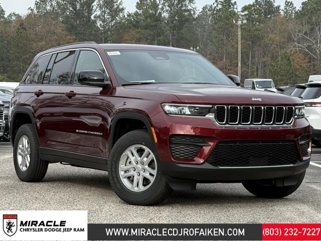 2025 Jeep Grand Cherokee GRAND CHEROKEE LAREDO 4X4