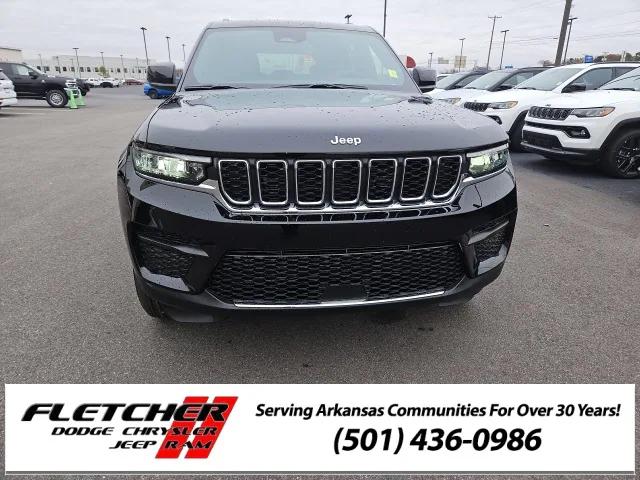 2025 Jeep Grand Cherokee GRAND CHEROKEE LAREDO X 4X2
