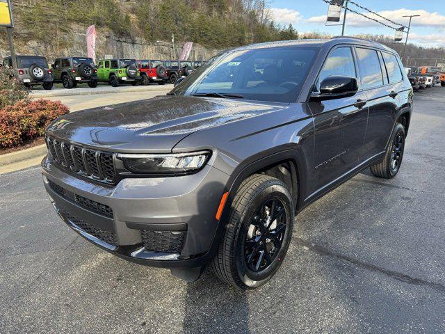 2025 Jeep Grand Cherokee GRAND CHEROKEE L ALTITUDE X 4X4