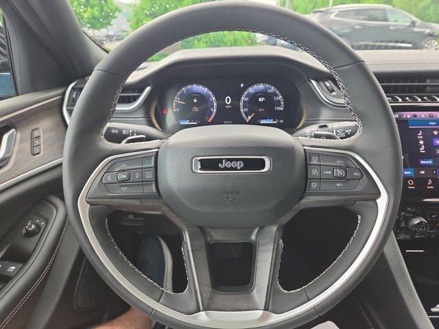 2025 Jeep Grand Cherokee GRAND CHEROKEE L LIMITED 4X4 2025 Jeep Grand Cherokee GRAND CHEROKEE L LIMITED 4X4