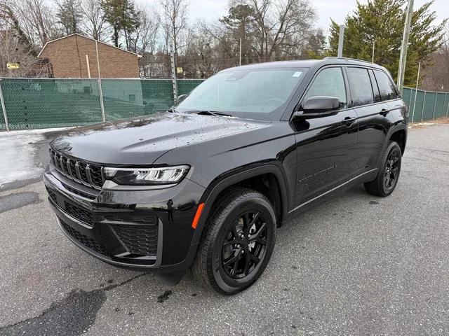 2026 Jeep Grand Cherokee Altitude 4x4
