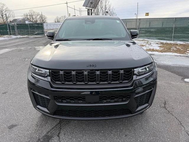 2026 Jeep Grand Cherokee Altitude 4x4