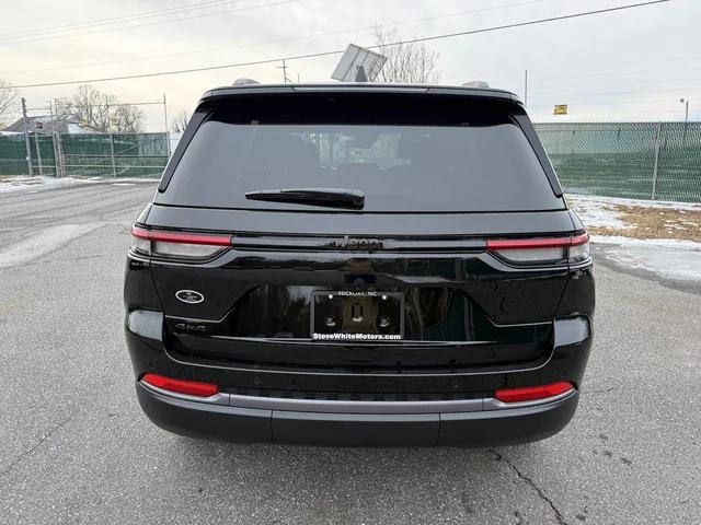 2026 Jeep Grand Cherokee Altitude 4x4